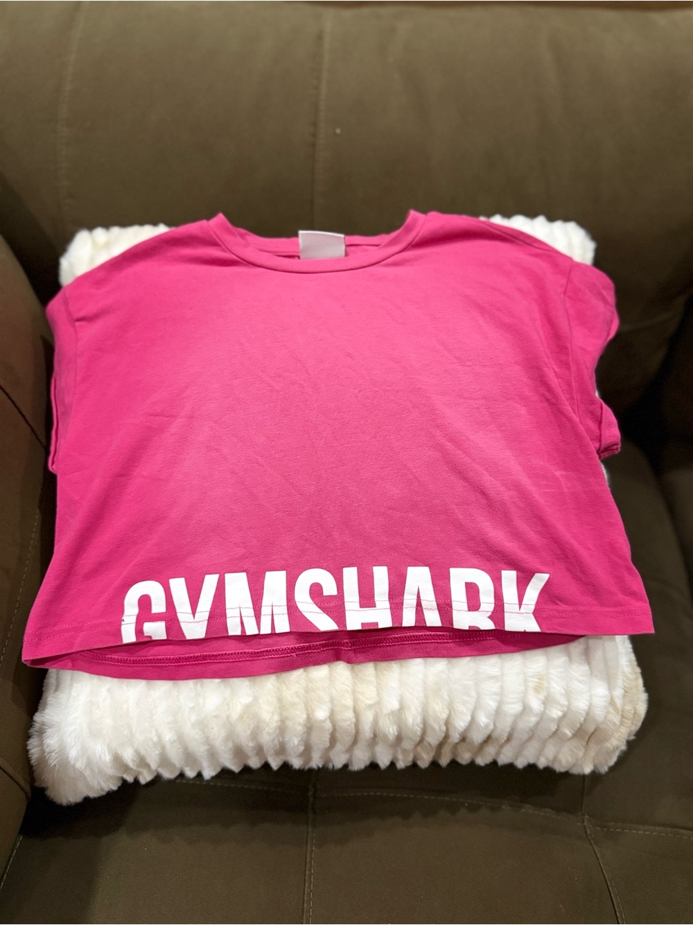 Gymshark Girls' Bright Pink Logo Crop Tee